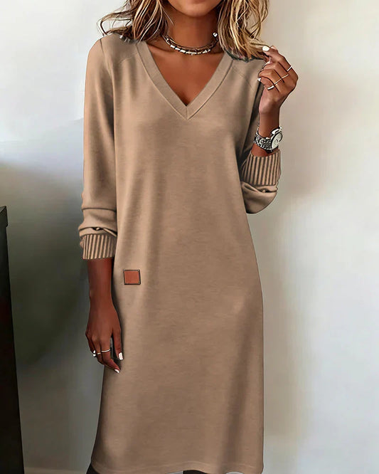 Pearl | Elegantes Midikleid mit V-Ausschnitt und Taschen