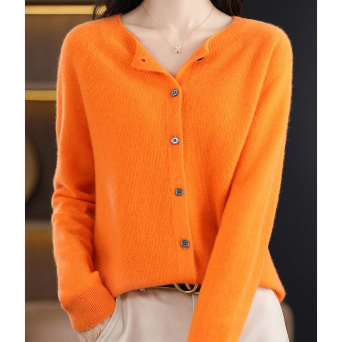 Marlene | Damen Strickjacke mit Rundhalsausschnitt