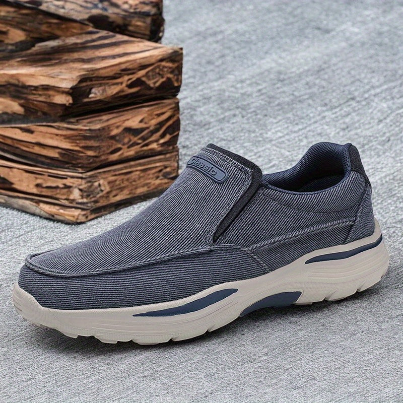 Douwe | Herren Slip-On Sneaker mit Stehkragen und Blockabsatz