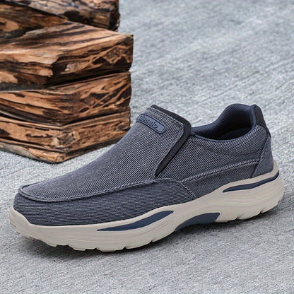 Douwe | Herren Slip-On Sneaker mit Stehkragen und Blockabsatz
