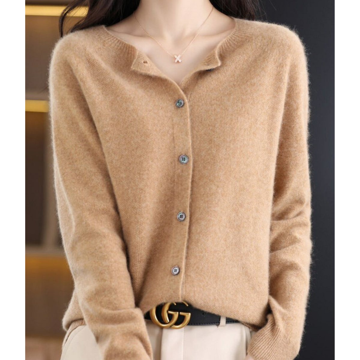 Marlene | Damen Strickjacke mit Rundhalsausschnitt
