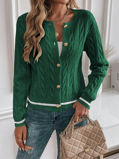 Anita | Strickjacke Zopfmuster Goldknöpfen für Damen
