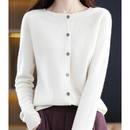 Marlene | Damen Strickjacke mit Rundhalsausschnitt