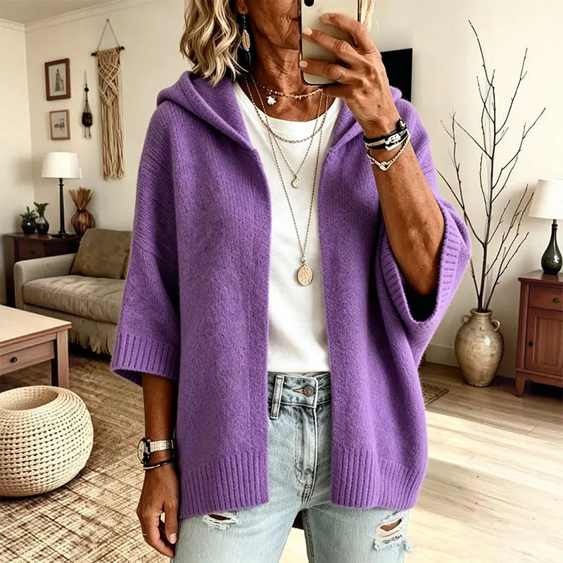 Isolde – Strickjacke Damen mit Kapuze Weit Geschnitten 3/4-Arm