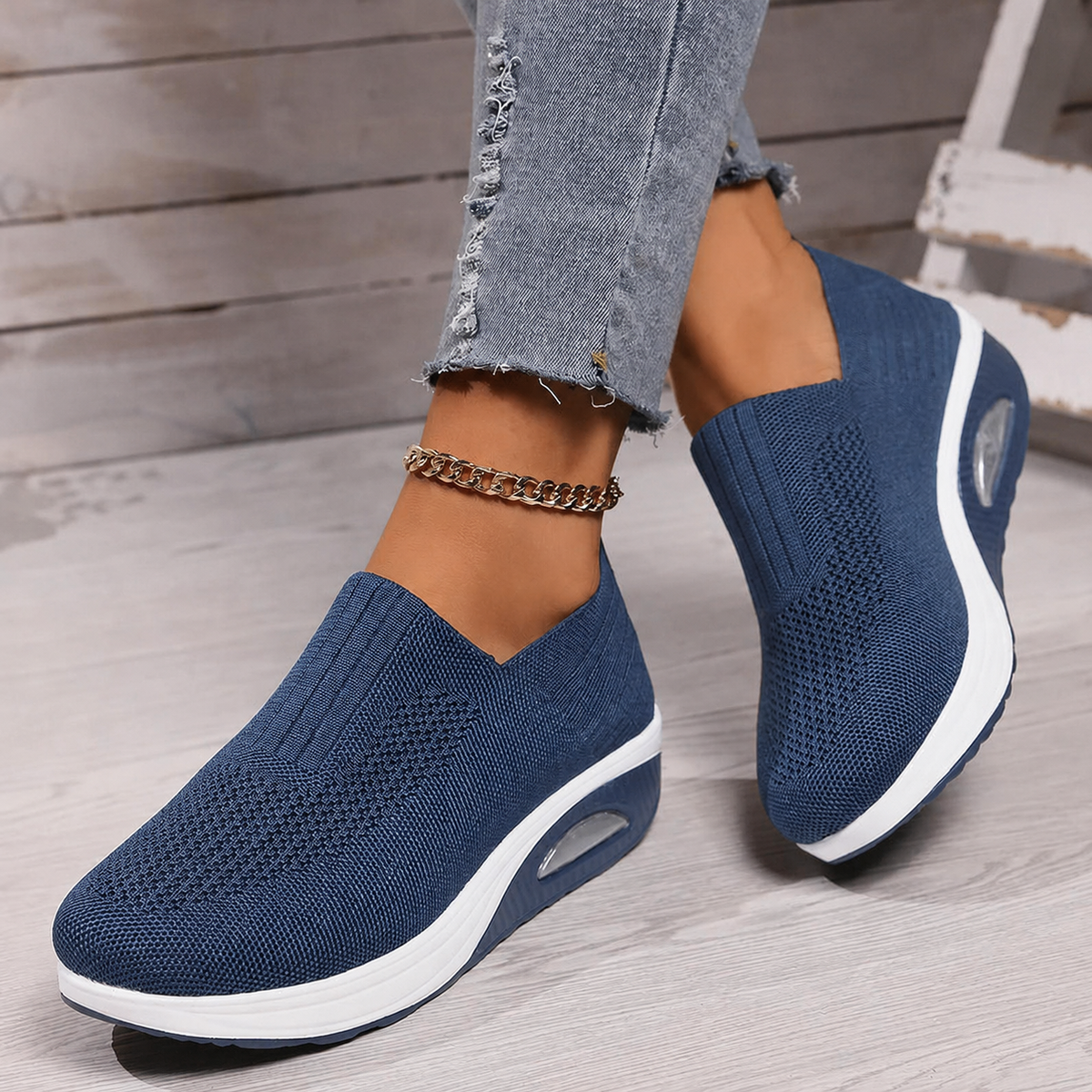 Liv | Slip-On Sneaker Damen mit Mesh-Design und rutschfester Sohle