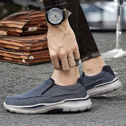 Douwe | Herren Slip-On Sneaker mit Stehkragen und Blockabsatz