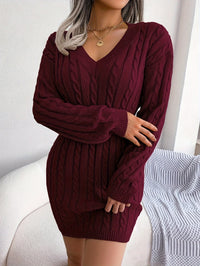 Laura | Damen Zopfstrick Minikleid mit V-Ausschnitt