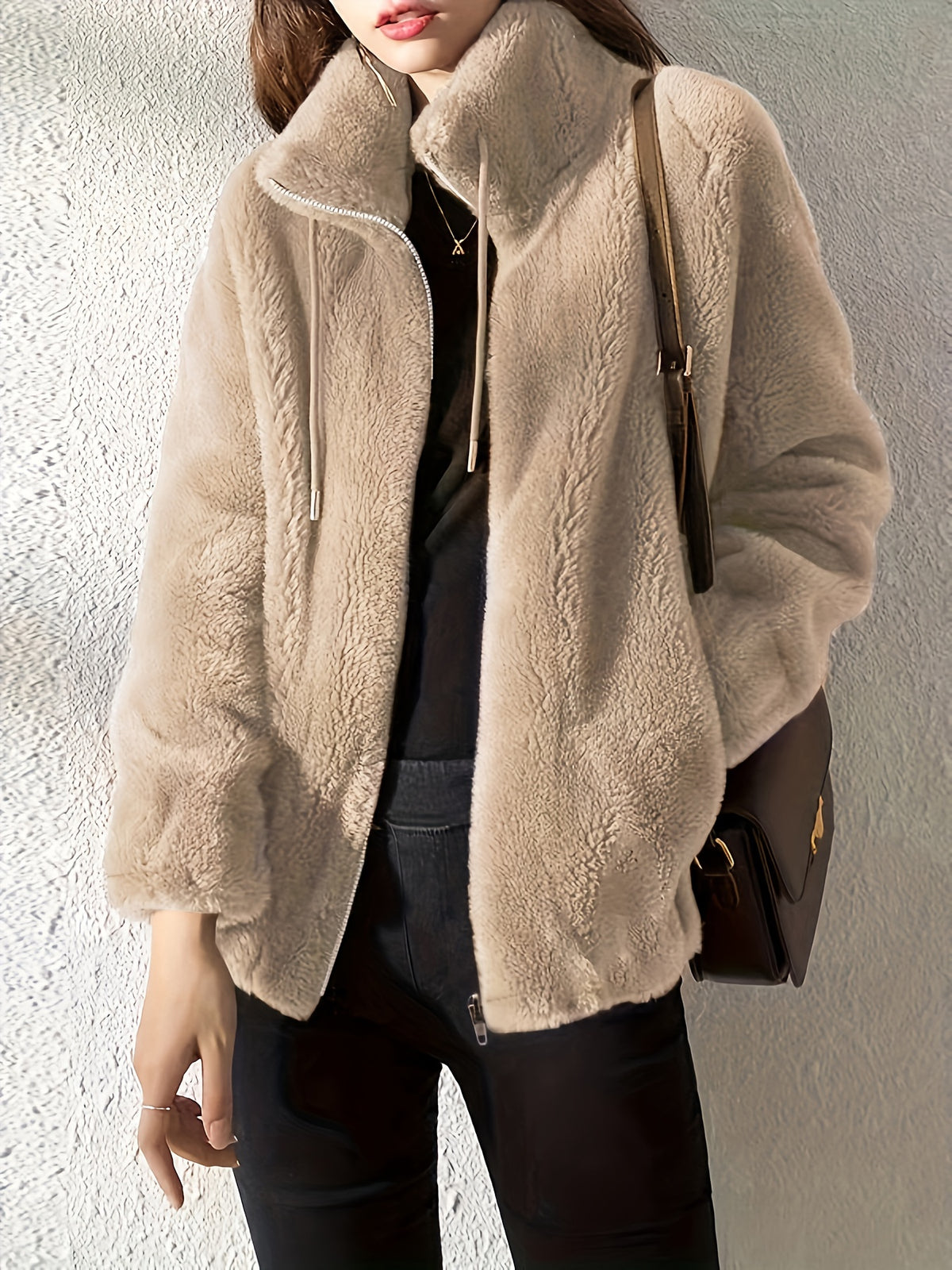 Cilla | Winterjacke Damen Flauschiger Stehkragen Reißverschluss
