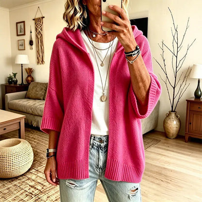 Isolde – Strickjacke Damen mit Kapuze Weit Geschnitten 3/4-Arm