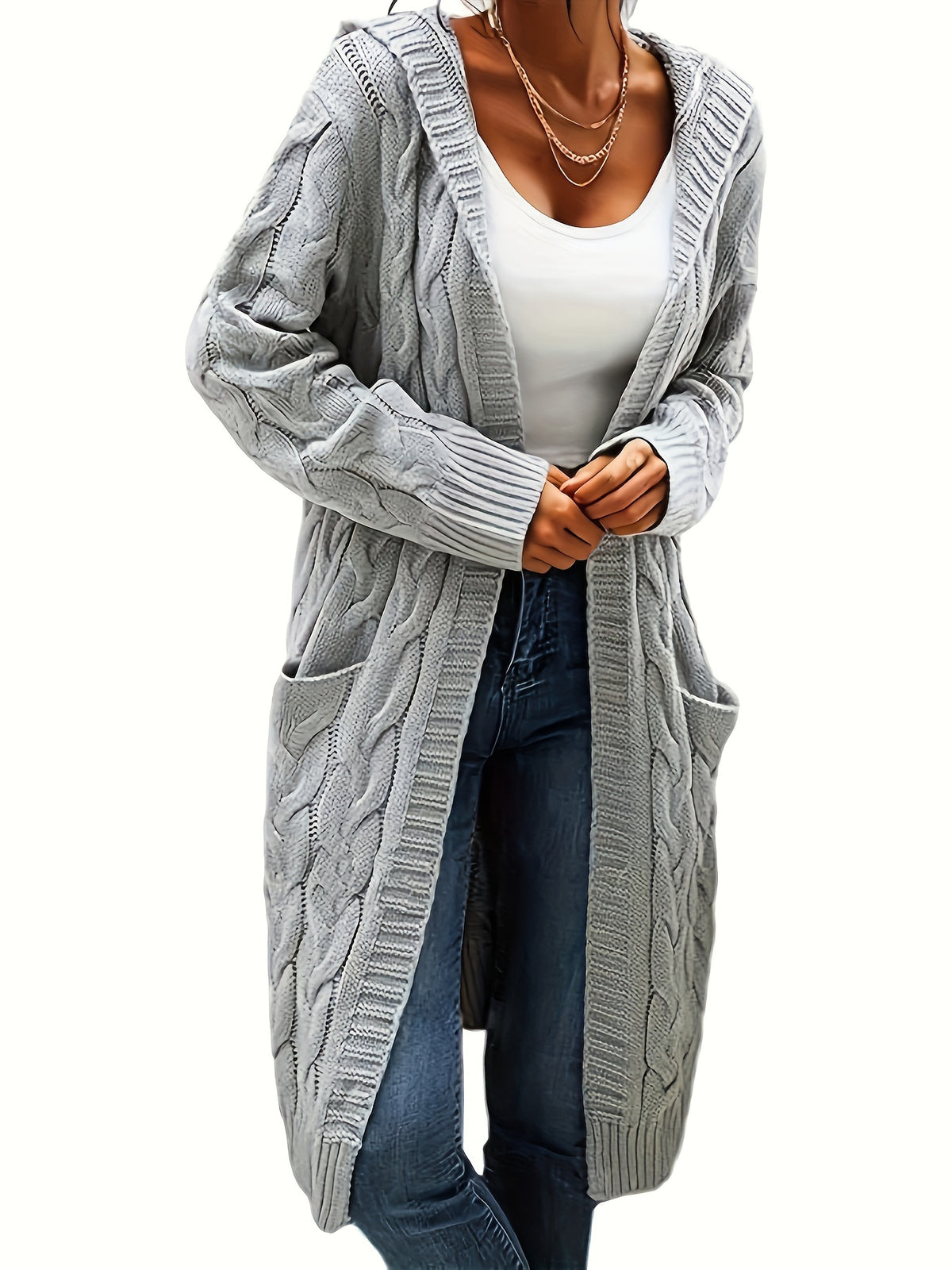Chiara | Zopfmuster Strickjacke mit Kapuze für Damen