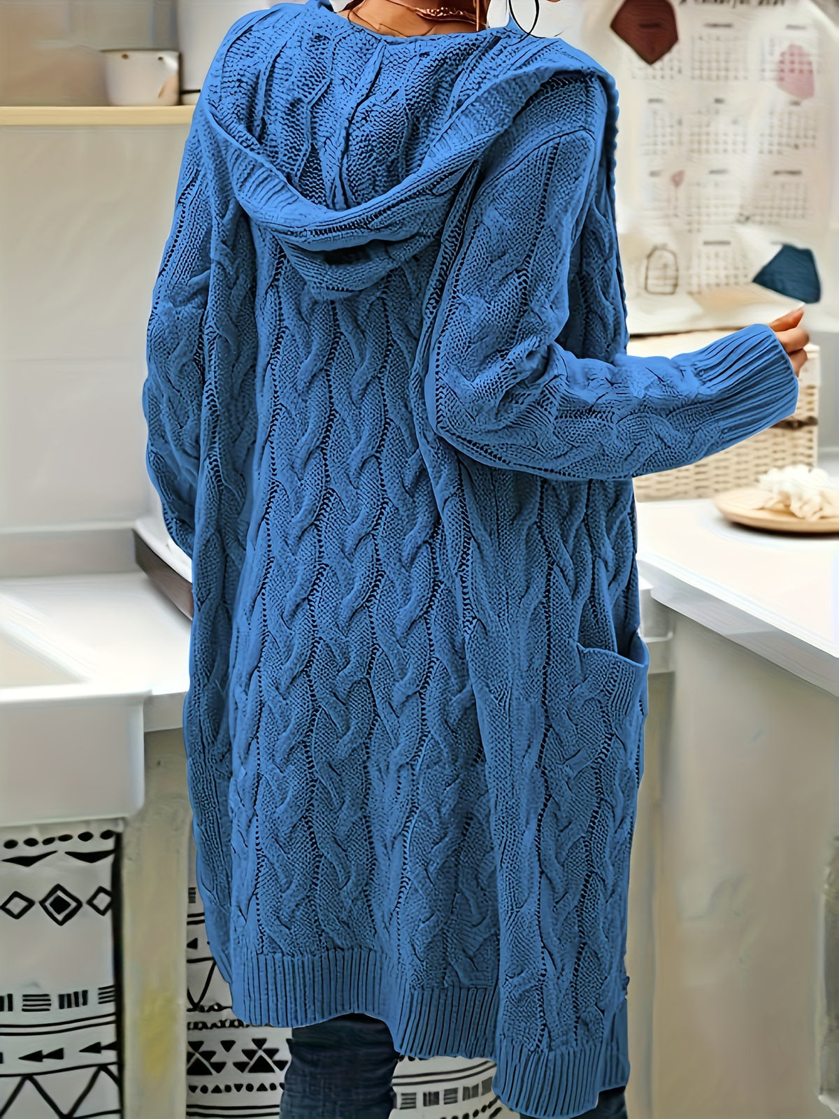 Chiara | Zopfmuster Strickjacke mit Kapuze für Damen