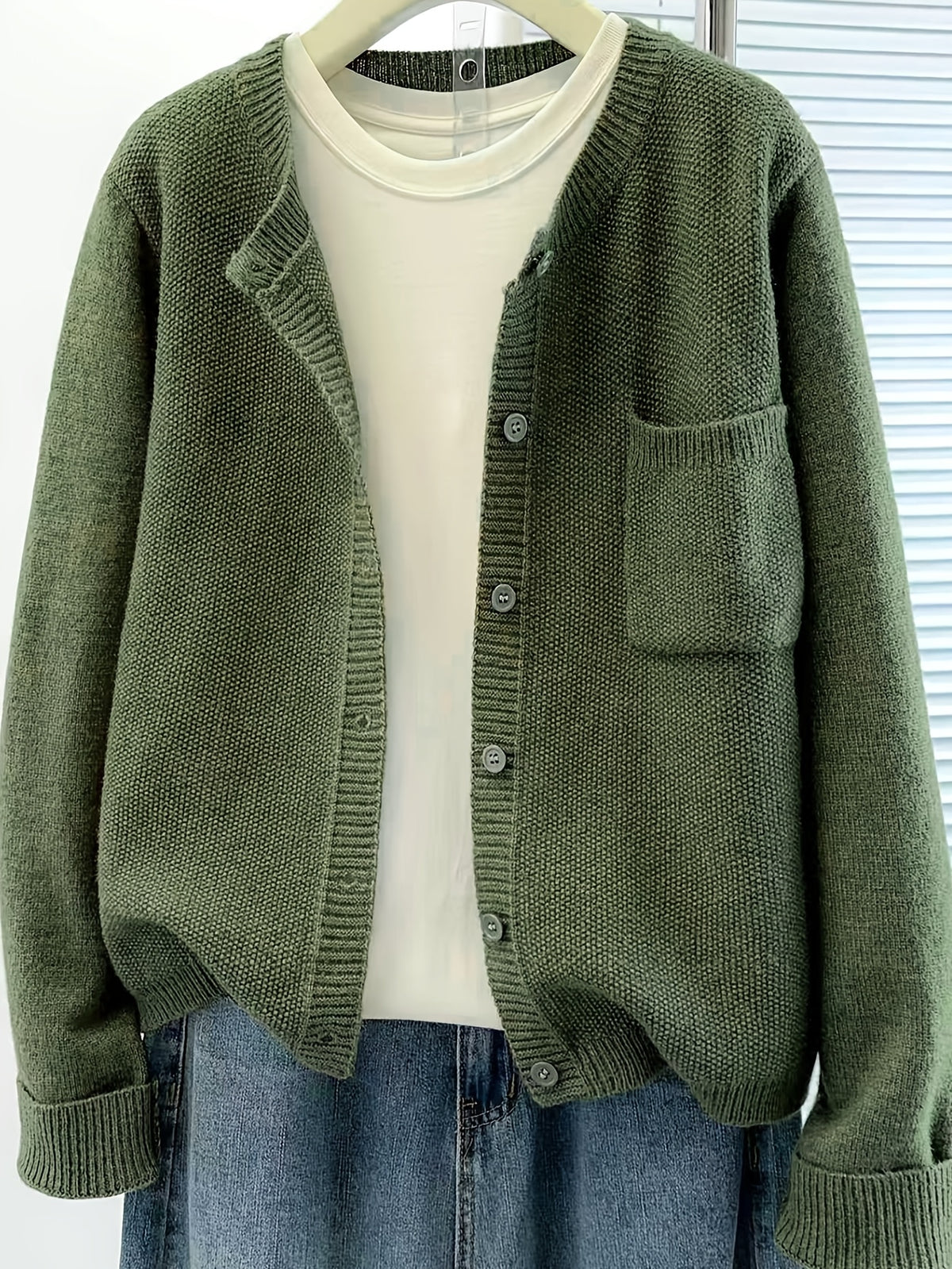 Erika | Damen Cardigan mit Knopfleiste und Pattentaschen