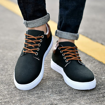 Lars Robuste Herren Sneakers mit weißer Sohle