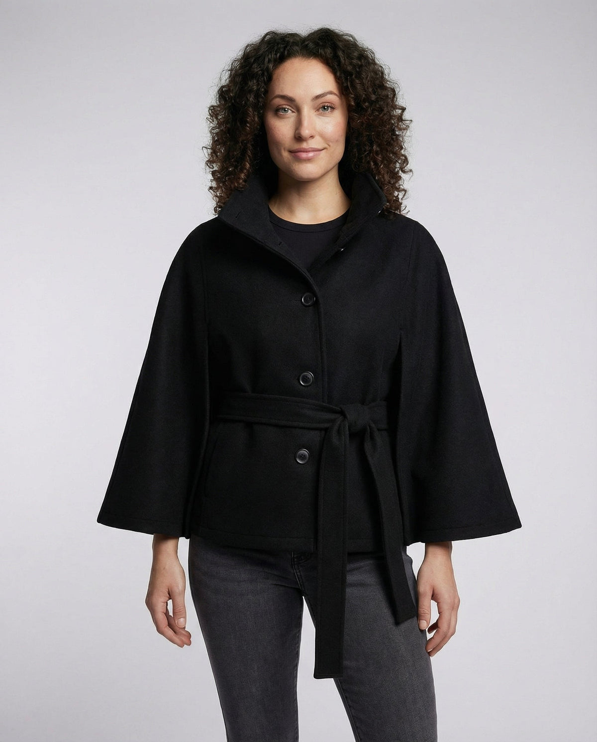 Marcella | Damen lange Winterjacke mit Stehkragen und Bindegürtel