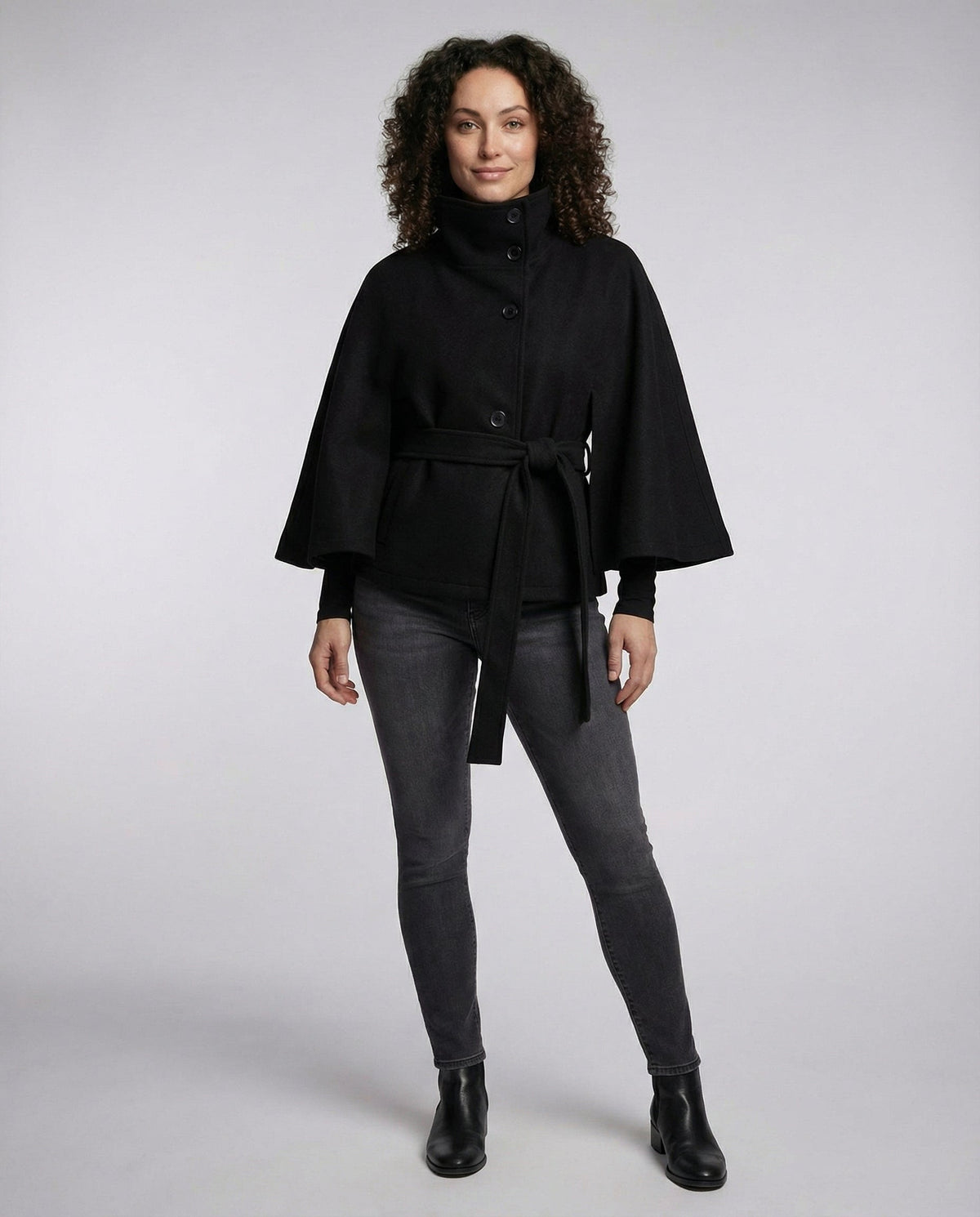 Marcella | Damen lange Winterjacke mit Stehkragen und Bindegürtel