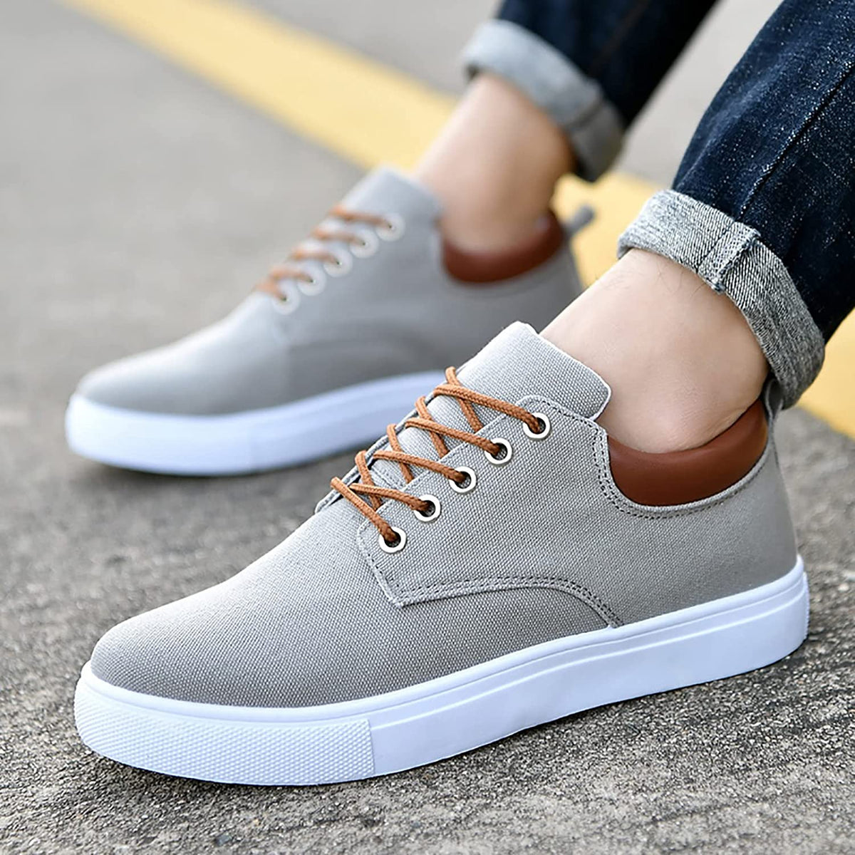 Lars Robuste Herren Sneakers mit weißer Sohle