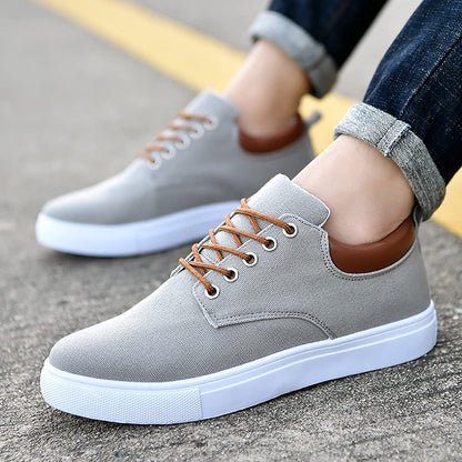 Lars Robuste Herren Sneakers mit weißer Sohle
