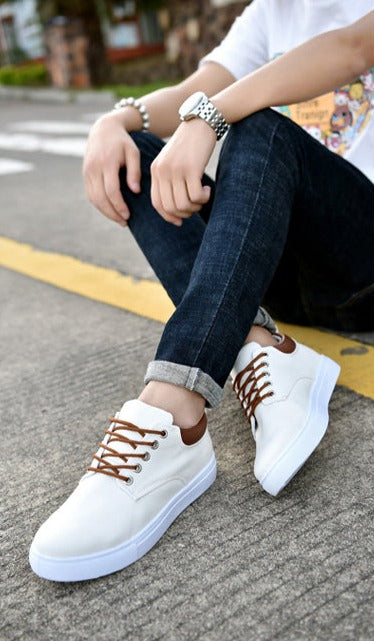 Lars Robuste Herren Sneakers mit weißer Sohle