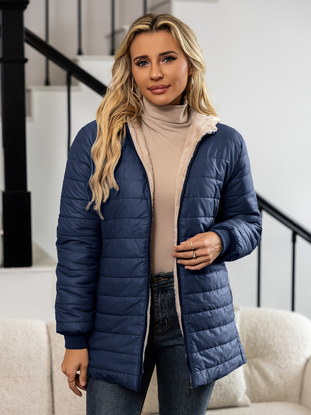 Aveline | Winterjacke Damen gesteppt mit Kapuze und Teddyfutter