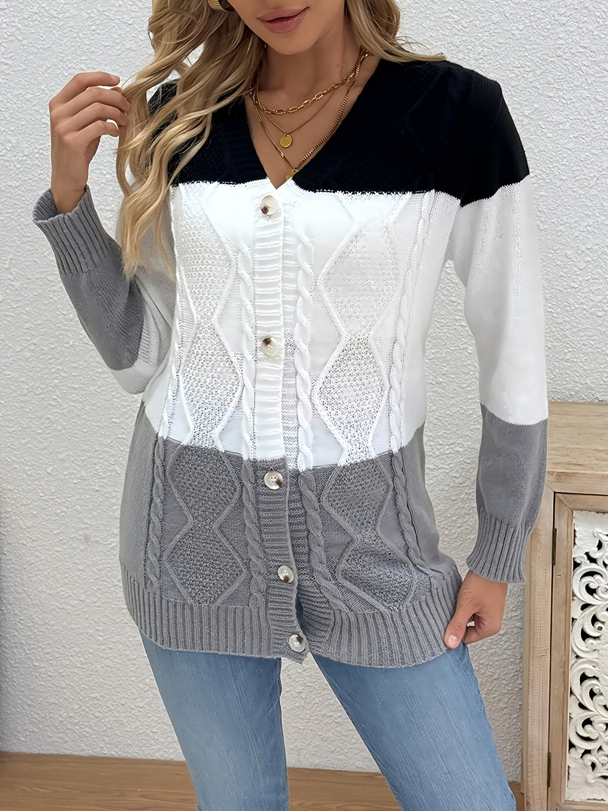 Ilse | Strickjacke Damen Patchwork-Muster Rundhalsausschnitt Strick