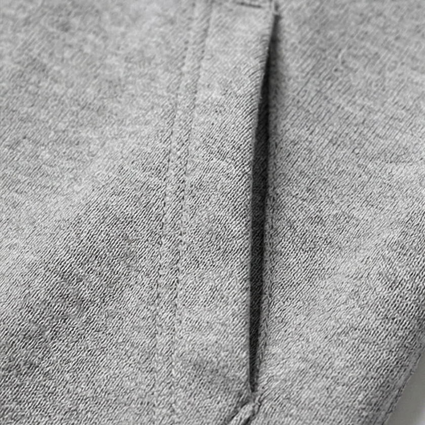 Greta | Oversized Strickjacke mit Kapuze, Knopfleiste und Taschen