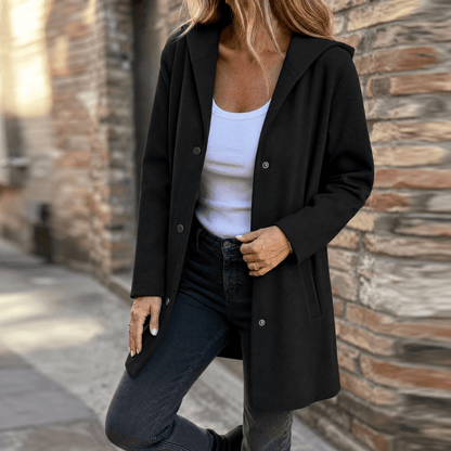 Greta | Oversized Strickjacke mit Kapuze, Knopfleiste und Taschen