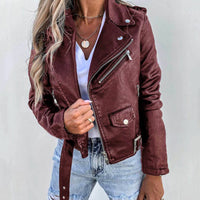 Irina | Taillierte Kunstleder-Bikerjacke für Damen