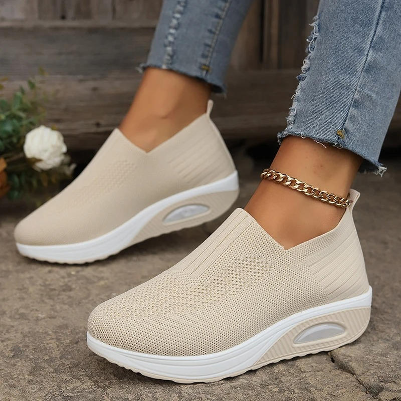 Liv | Slip-On Sneaker Damen mit Mesh-Design und rutschfester Sohle