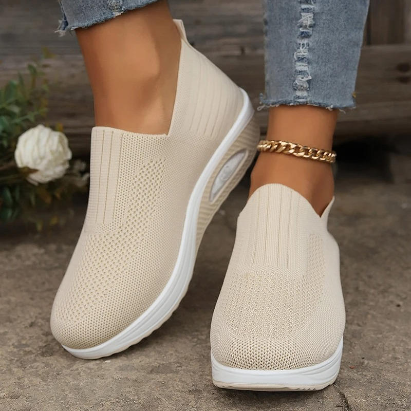 Liv | Slip-On Sneaker Damen mit Mesh-Design und rutschfester Sohle