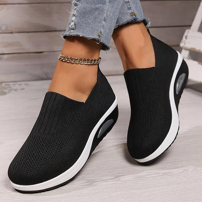 Liv | Slip-On Sneaker Damen mit Mesh-Design und rutschfester Sohle