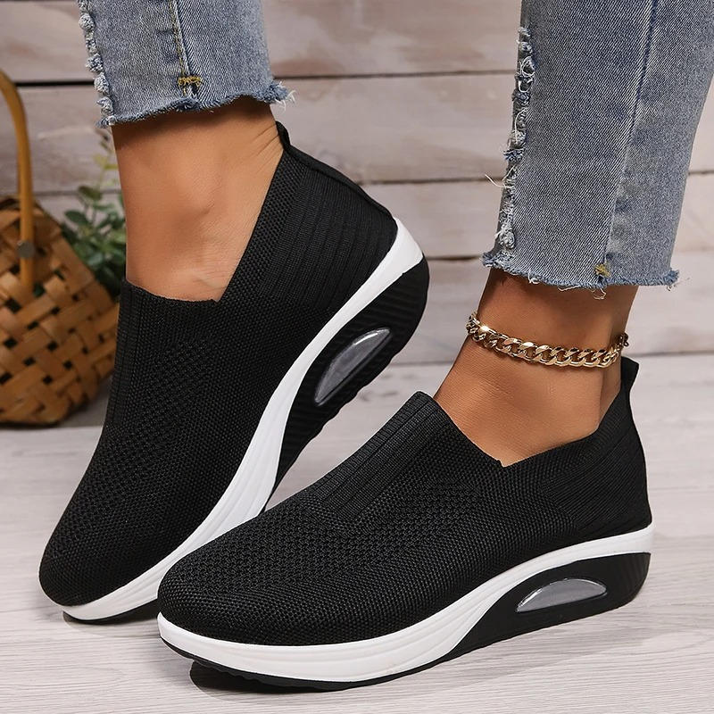Liv | Slip-On Sneaker Damen mit Mesh-Design und rutschfester Sohle