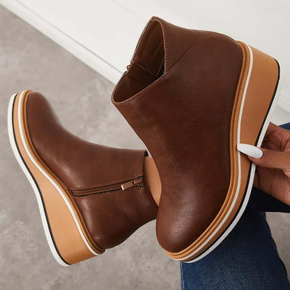 Pippa | Klassische Stiefel mit Reißverschluss und Blockabsatz