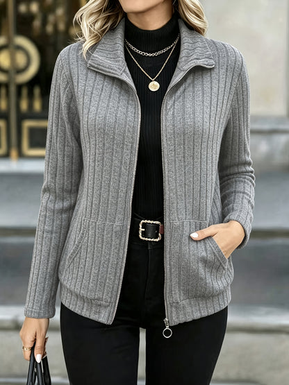 Dorothea | Damen Strickjacke gerippt mit Reißverschluss Stehkragen