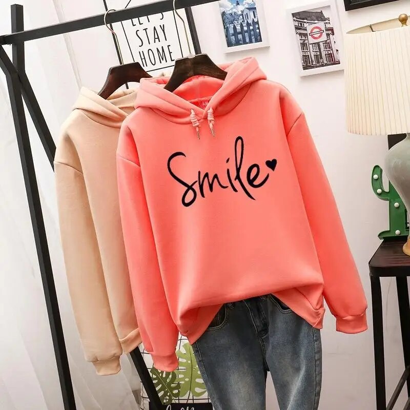 Amber | Oversize Kapuzenpullover mit Smiley-Print für Damen