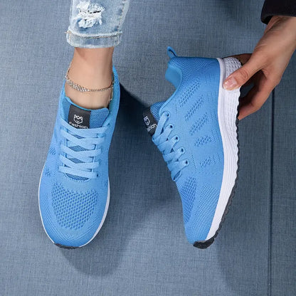 Mabel | Sportliche Damen-Sneaker mit Schnürung und Lochmuster