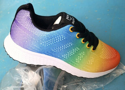 Mabel | Sportliche Damen-Sneaker mit Schnürung und Lochmuster