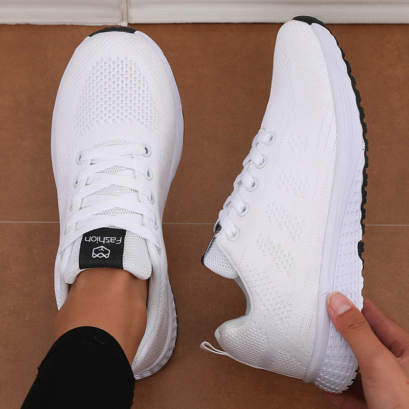 Mabel | Sportliche Damen-Sneaker mit Schnürung und Lochmuster