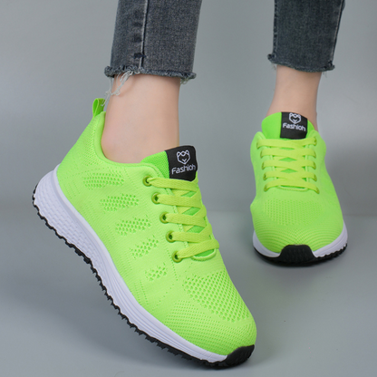 Mabel | Sportliche Damen-Sneaker mit Schnürung und Lochmuster