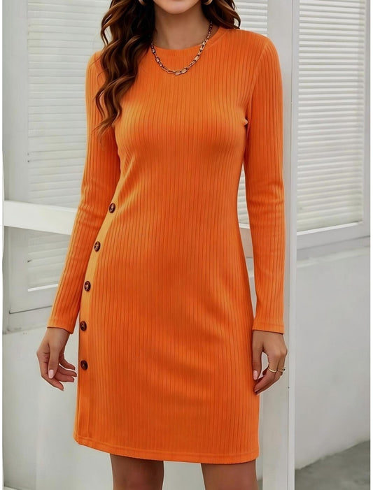 Klara | Damen Figurbetontes Strickkleid mit Knopfleiste, Rundhals